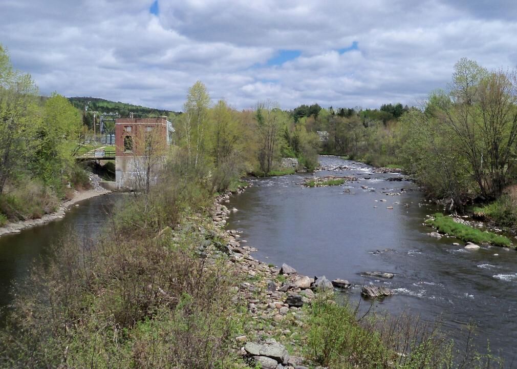#13. Essex County